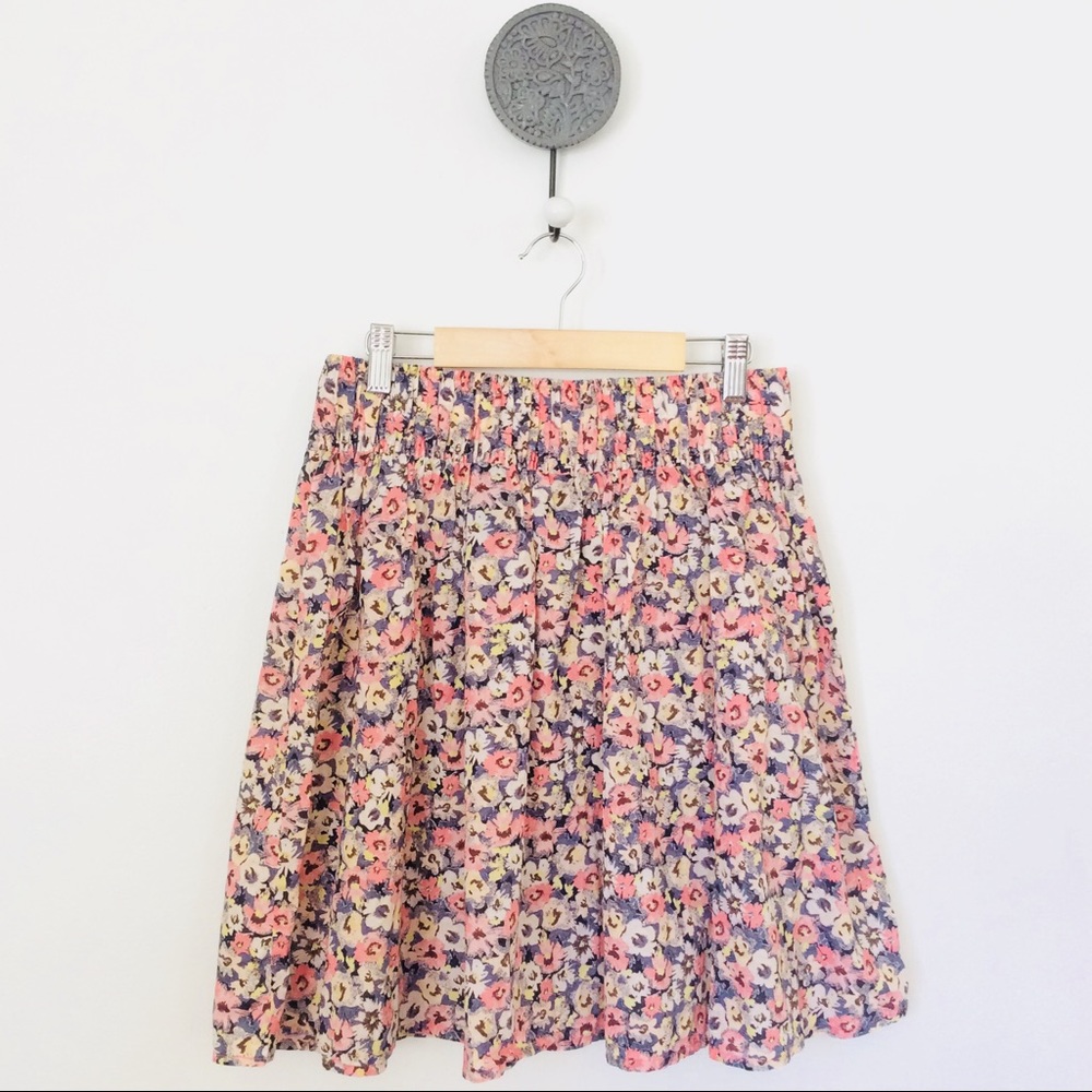 🌸🌼H&M Floral Skirt🌼🌸